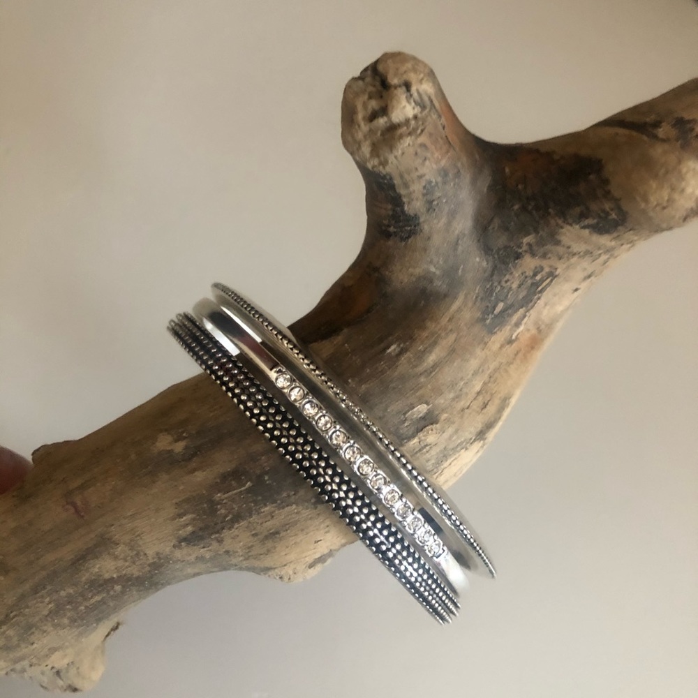 Nwot Chico’s Silver Bangle Bracelet Stack - image 2